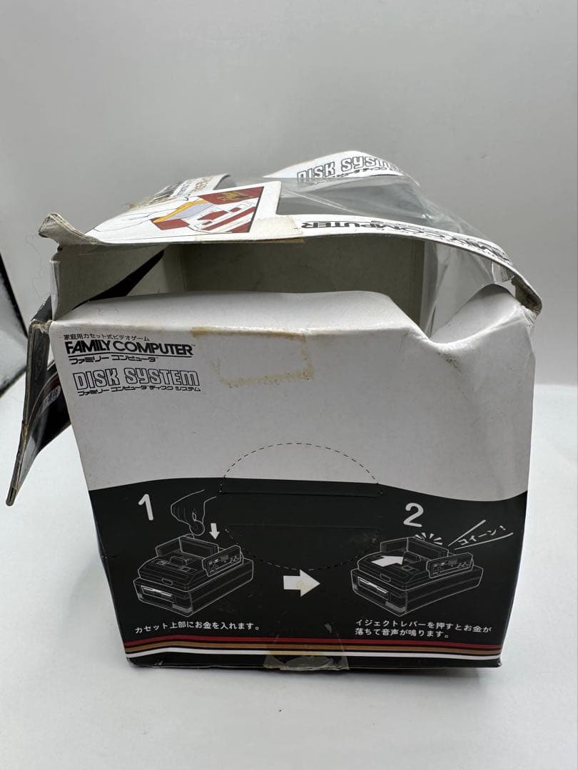 新品未使用 Nintendo ファミコン型 音声 貯金箱 マリオ - メルカリ