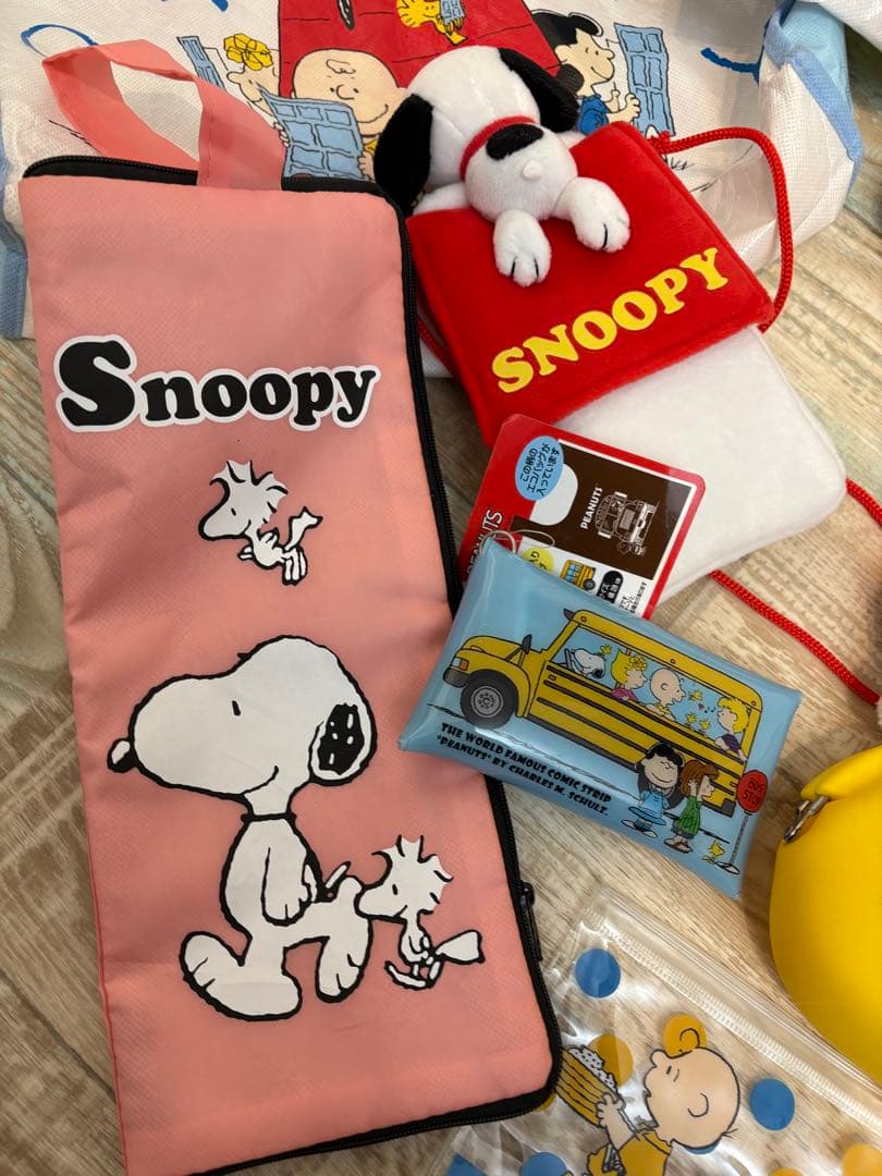 スヌーピー peanuts ぬいぐるみ ポーチ 文具 手袋 イヤーマフ まとめ売