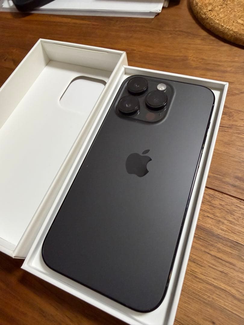 iPhone14 pro 256GB 【美品】 週末セール Amazon | 【整備済み品】 Apple iPhone 14 Pro 256GB ゴールド SIM