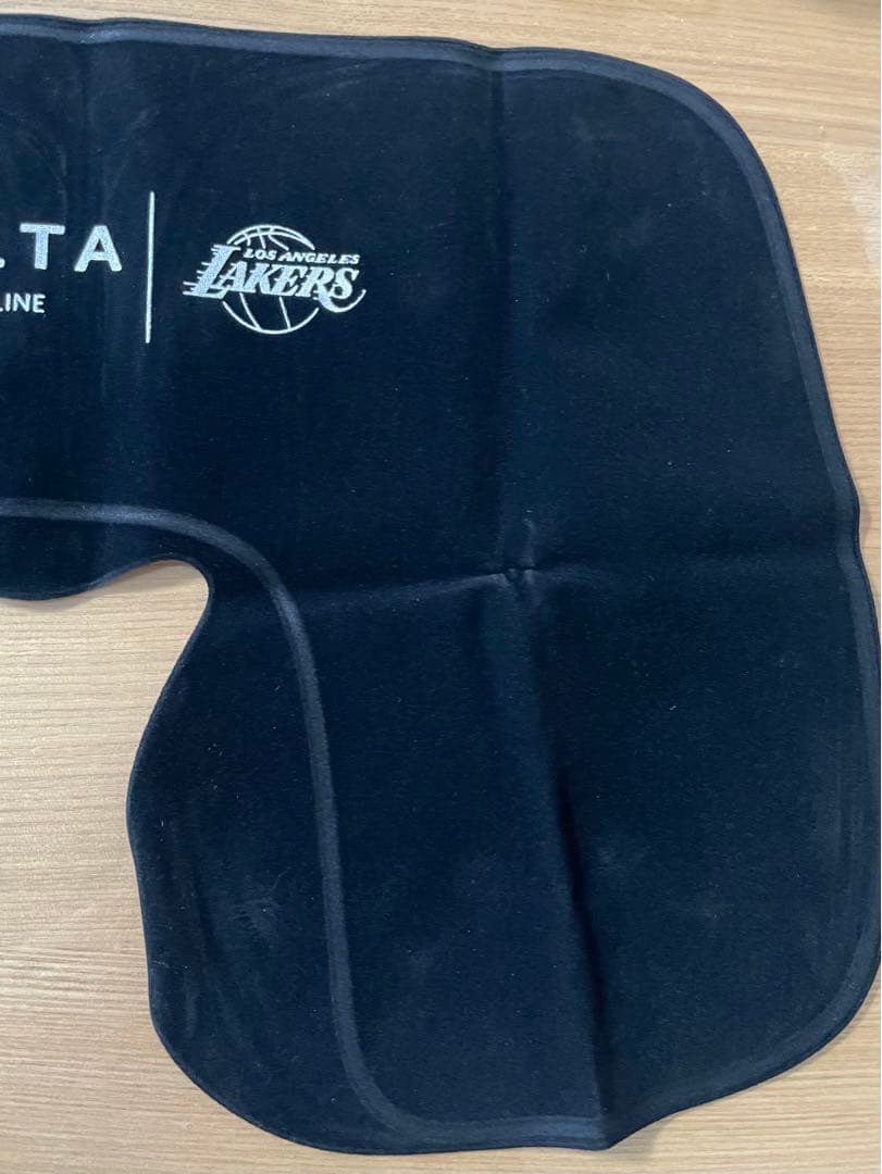 未使用 ロサンゼルス レイカーズ ノベルティ 現地 試合観戦 デルタ航空