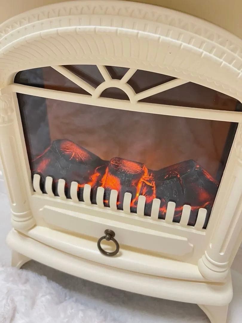 超美品 ニトリ 暖炉型ファンヒーター アイボリー 取扱説明書付き