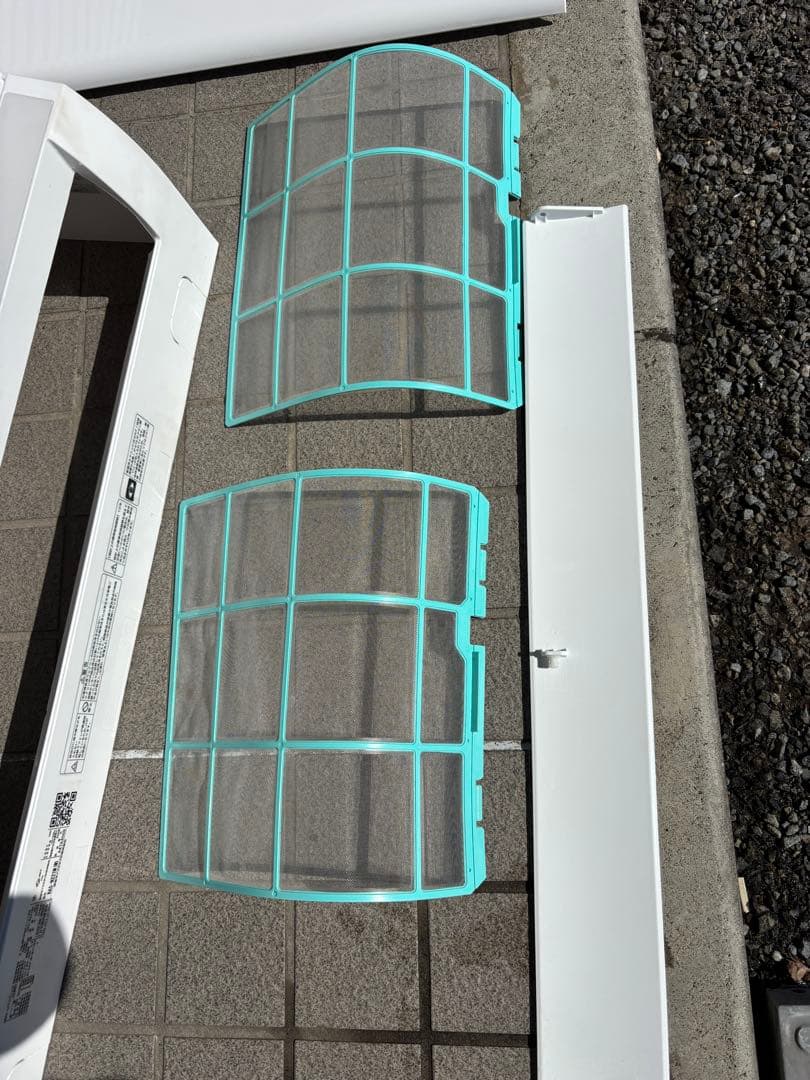 東芝ルームエアコン 2.2kw 6畳〜8畳向け 極美品 2024年製