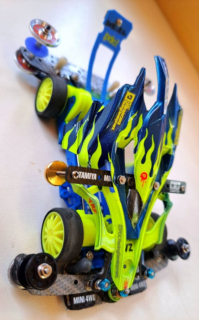 ミニ四駆 エアロアバンテ VZ青シャーシ レース仕様 フルカスタム 完成品