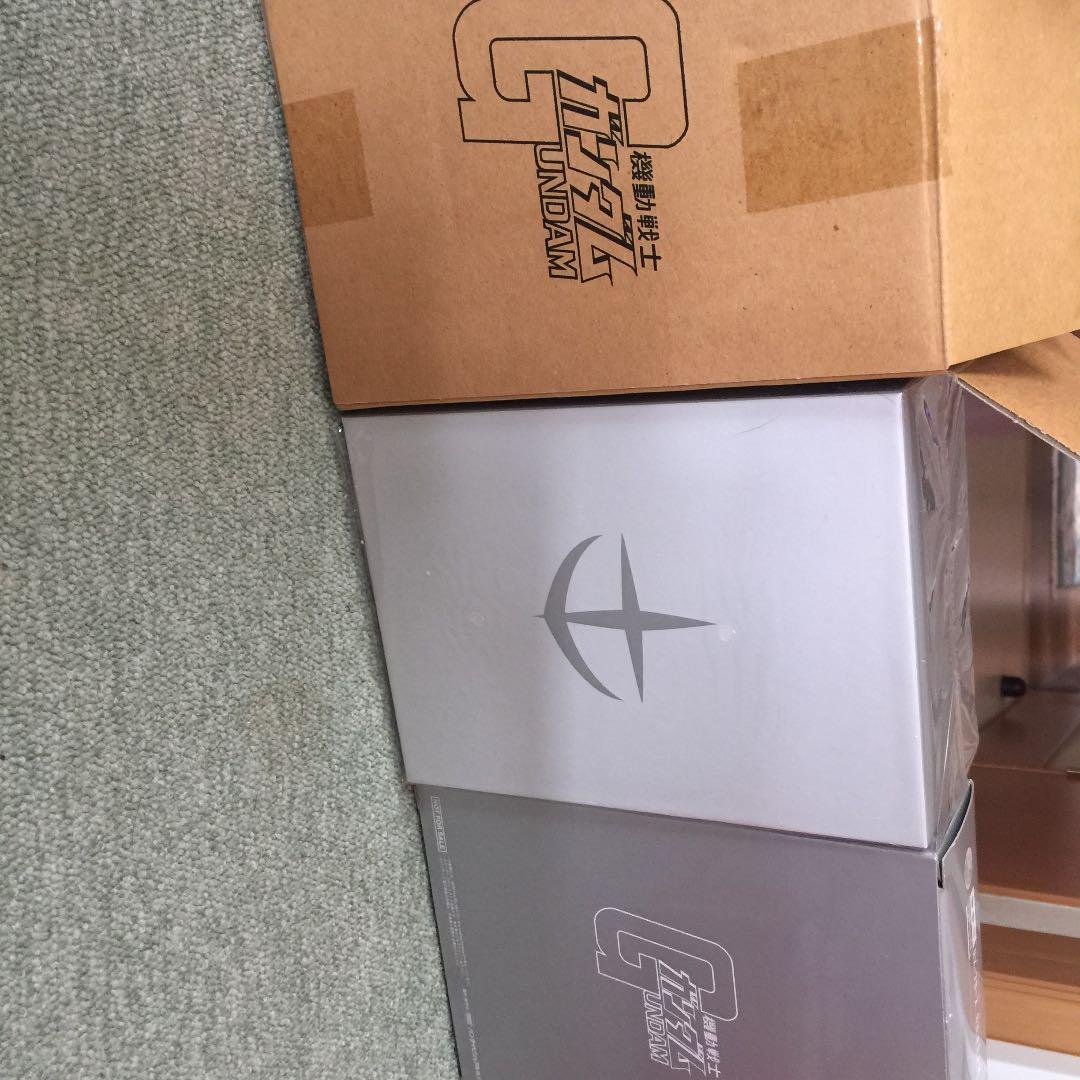 最終値　機動戦士ガンダム DVD-BOX 1〈初回限定生産・6枚組〉 Amazon.co.jp: 機動戦士ガンダムDVD-BOX 1 特典フィギュア付(完全初回