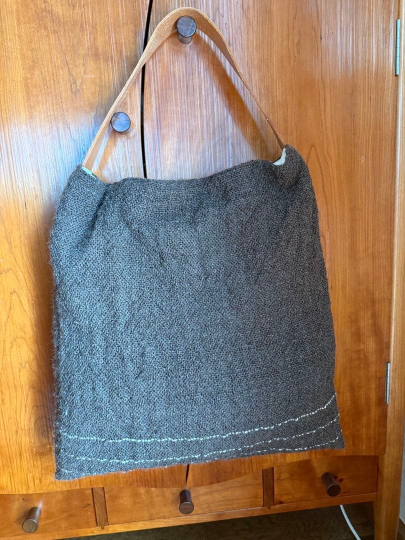 美品クウプノオト手織りバッグ