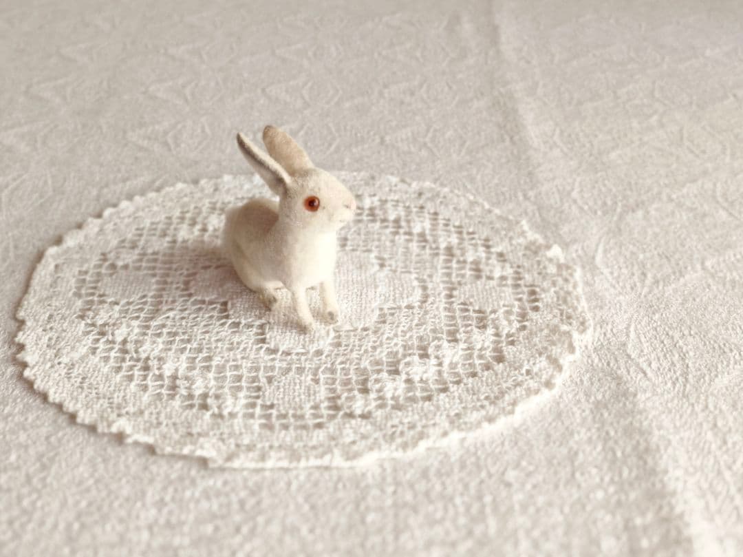 【✳︎toto✳︎さま】vintage ୨୧ 真っ白な 可愛い ウサちゃん