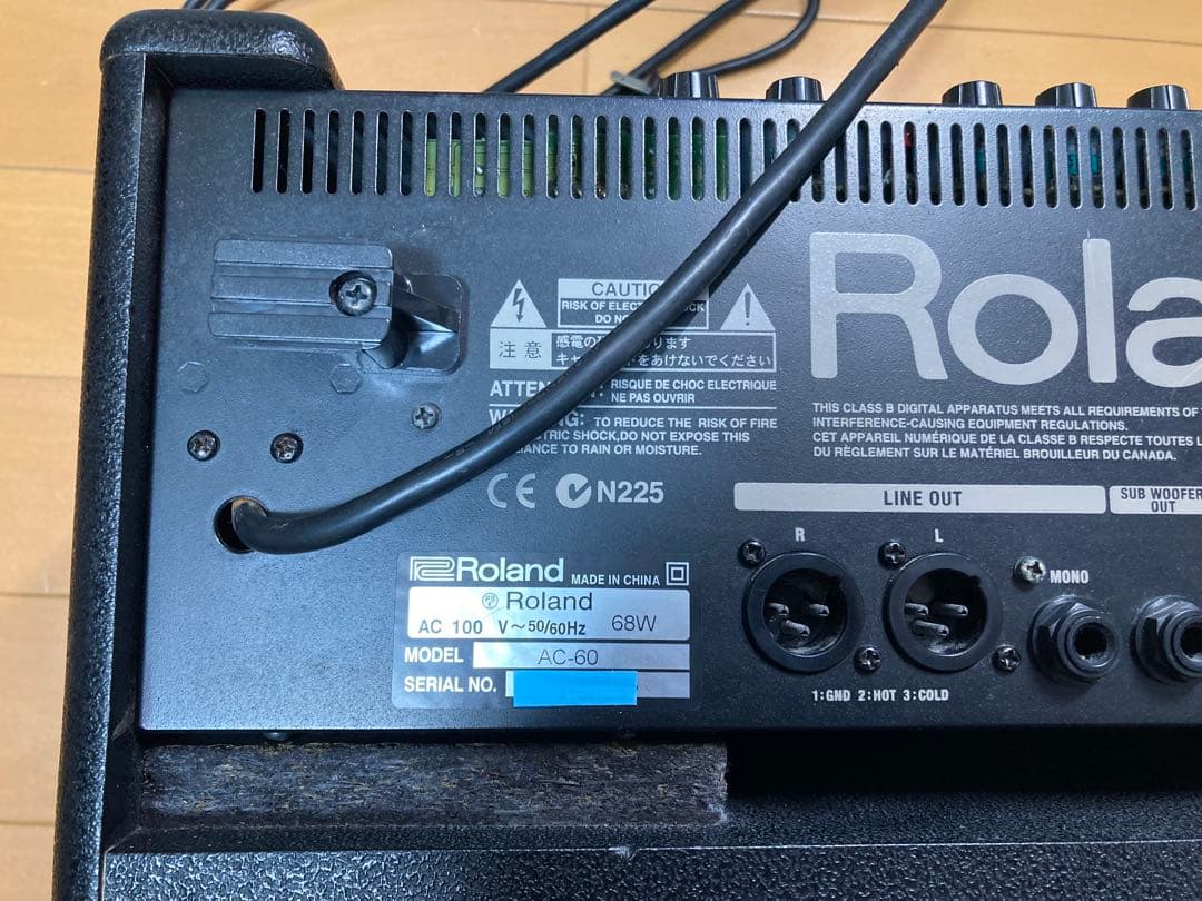 ローランド アコースティックアンプ AC-60 本体のみ 送料込み - メルカリ