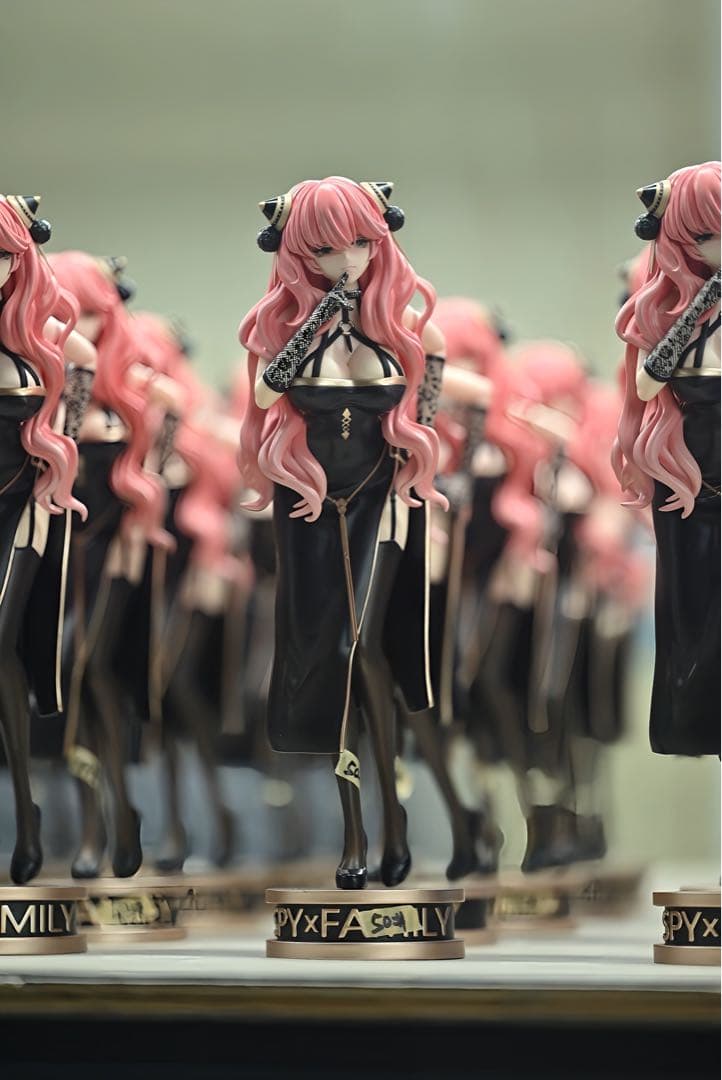 SPY×FAMILY アーニャ 大人Ver フィギュア - メルカリ