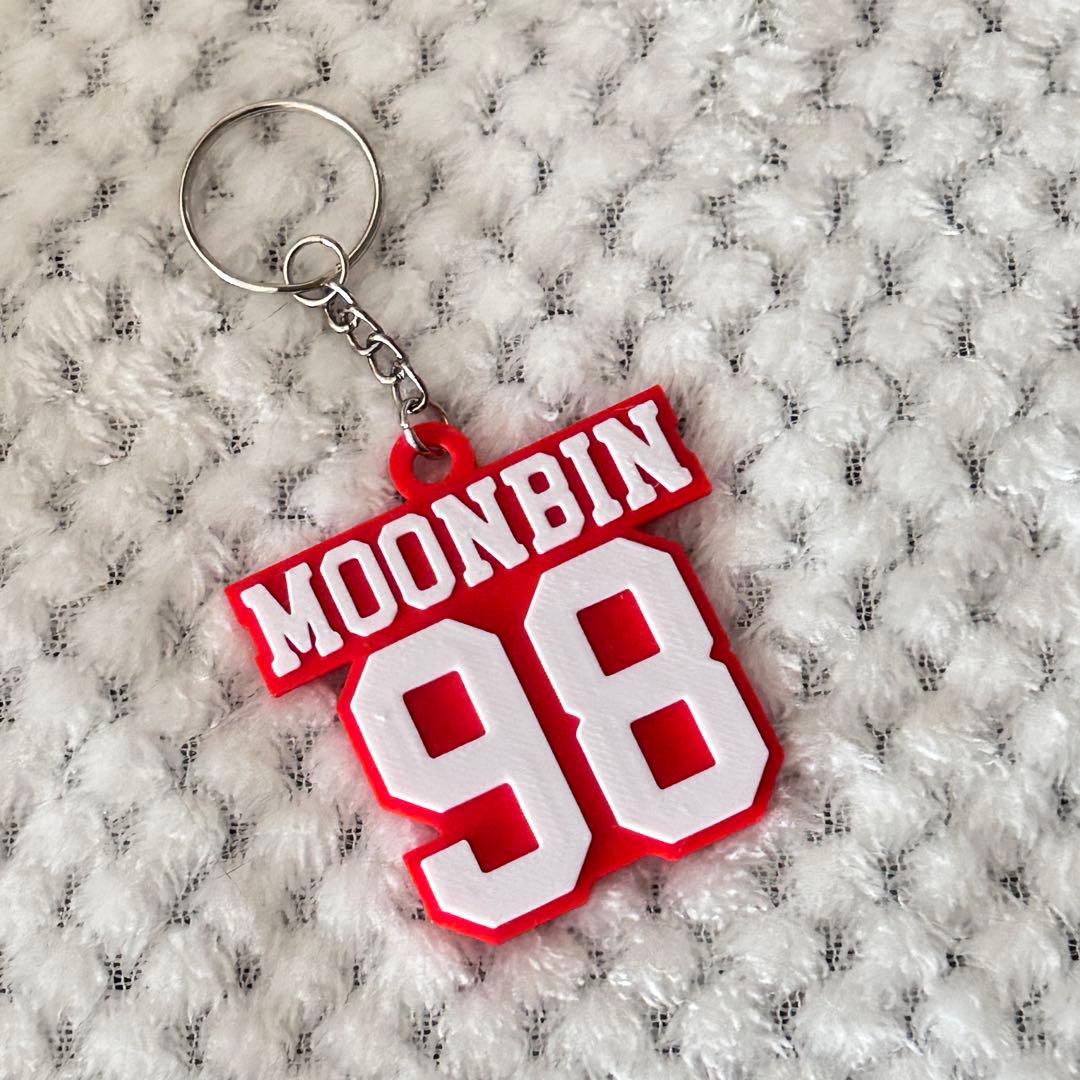 ASTROムンビンネームキーホルダー - メルカリ