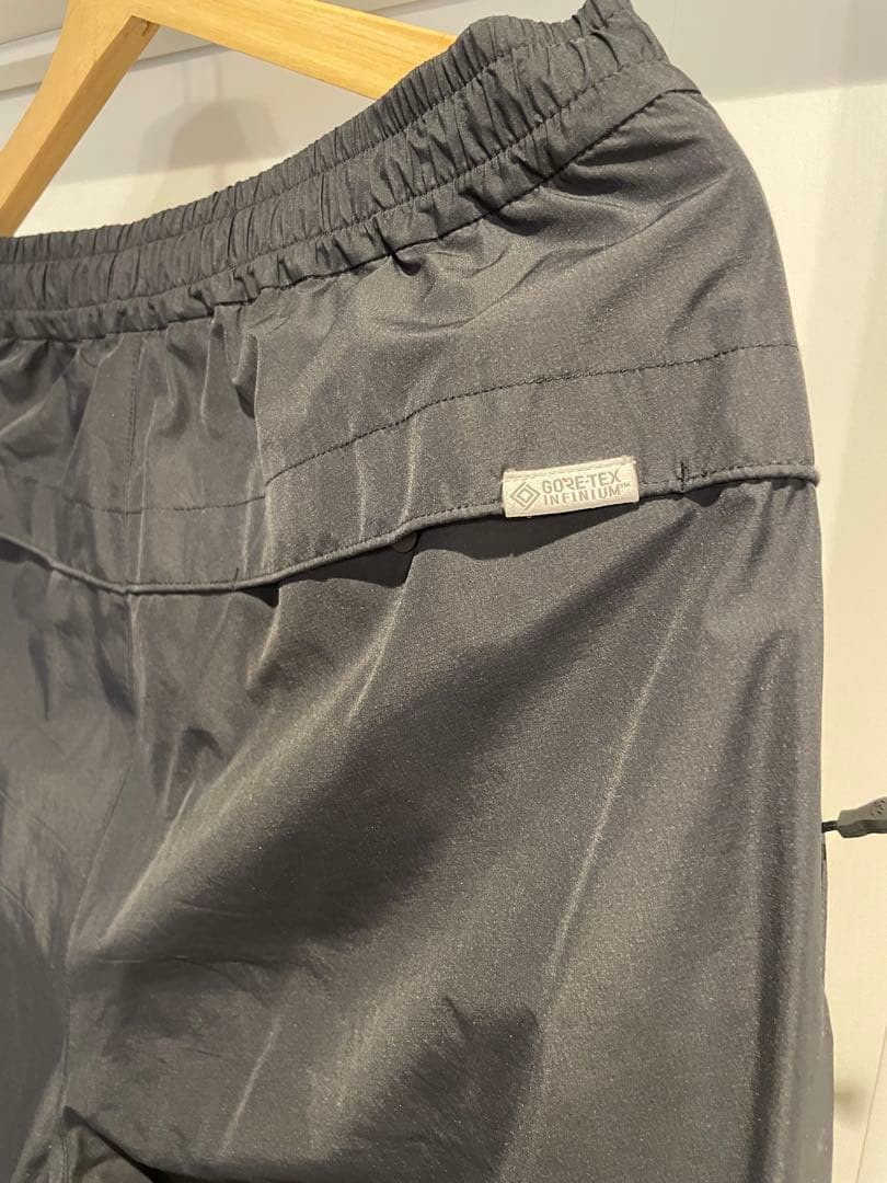 りゅう様専用TECH WINDBREAKER GORE-TEXパンツのみ - メルカリ