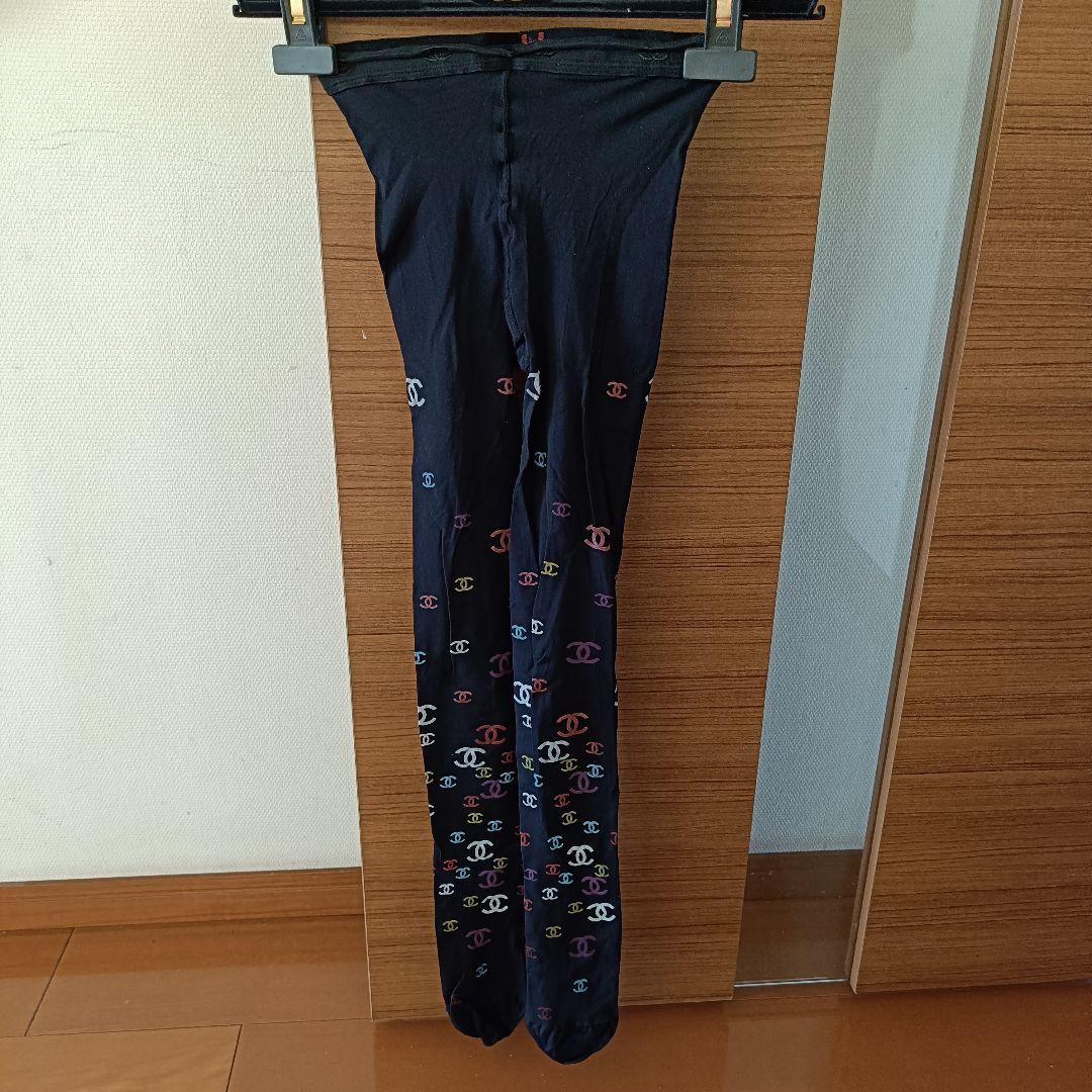 CHANELロゴプリントタイツ サイズ 2 タグなし - メルカリ