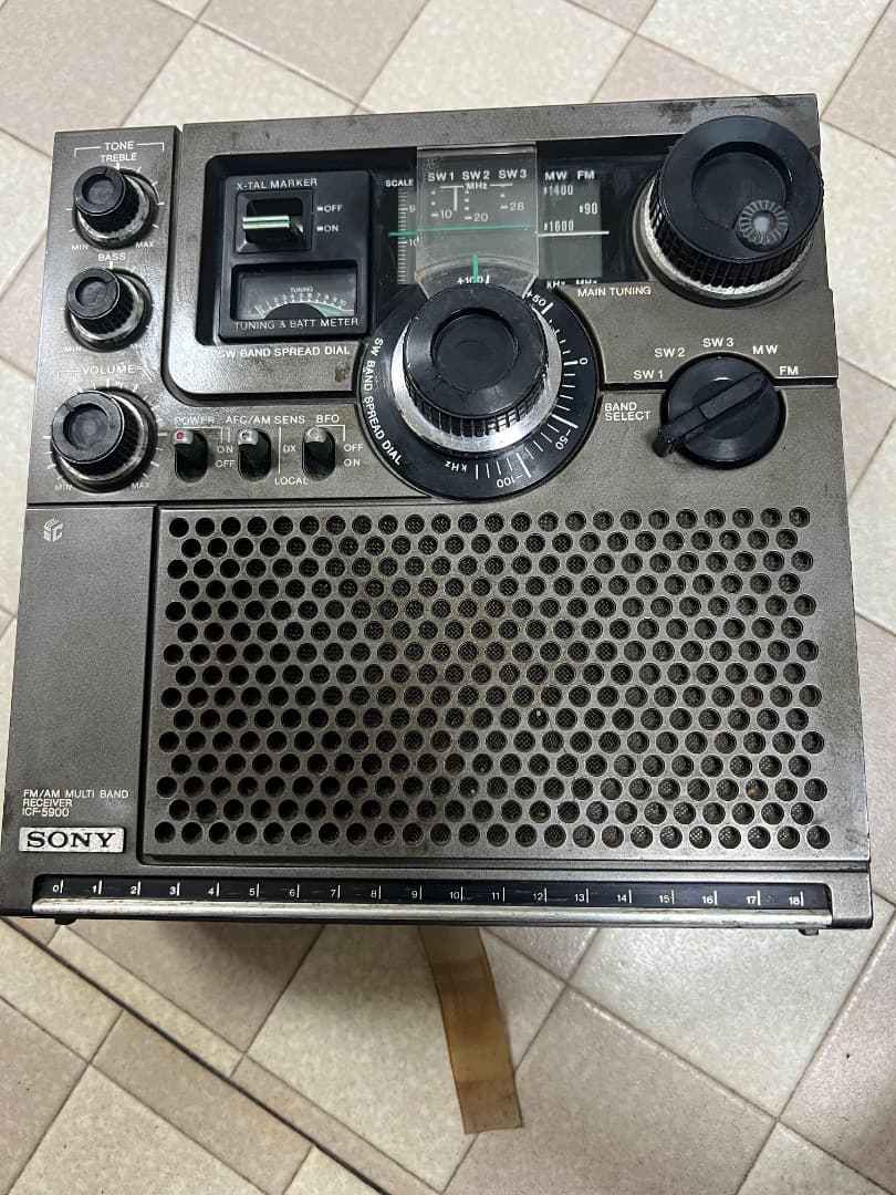 ラジオ・コンポ SONY ICF-5900 s-l400.jpg