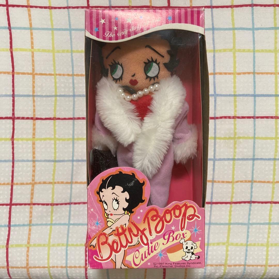 Betty Boop ベティちゃん cutie box ぬいぐるみドール - メルカリ