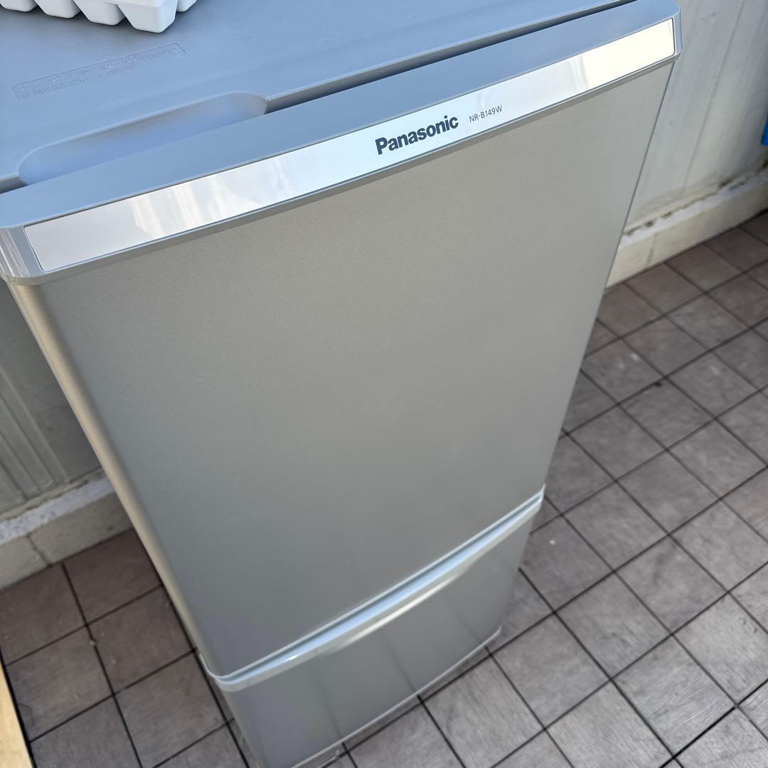 Panasonic 138L パーソナル冷蔵庫 2ドア 霜取り不要 シルバー - メルカリ