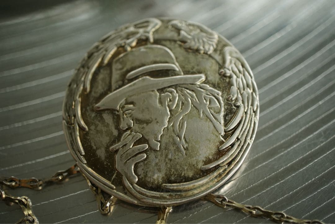 ヨウジヤマモト プールオム 千手観音 山本耀司 ブローチ ゴールド