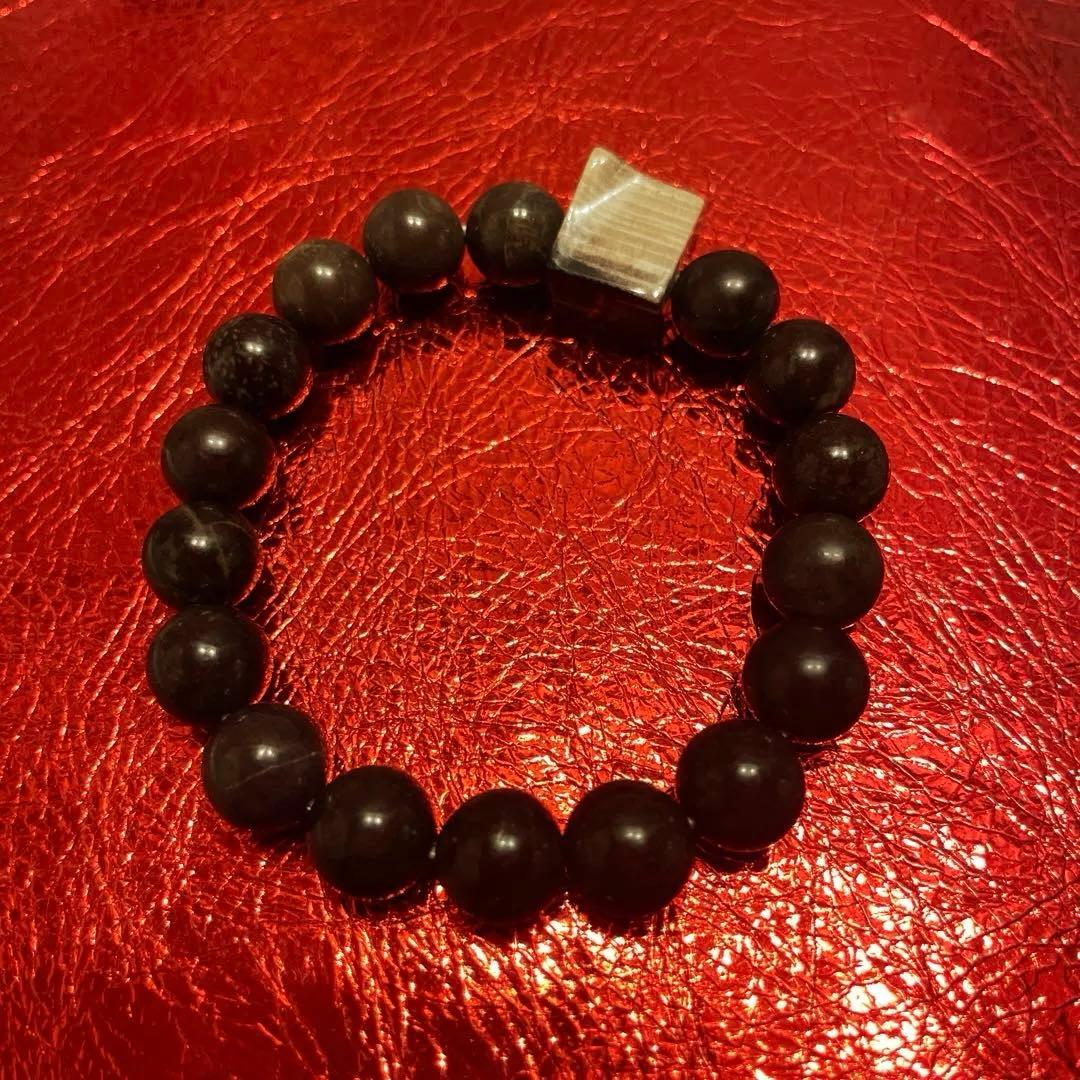 ぼ*ん様 天然石 ブレスレット 神居古潭石 チョコ 北海道 珪化木