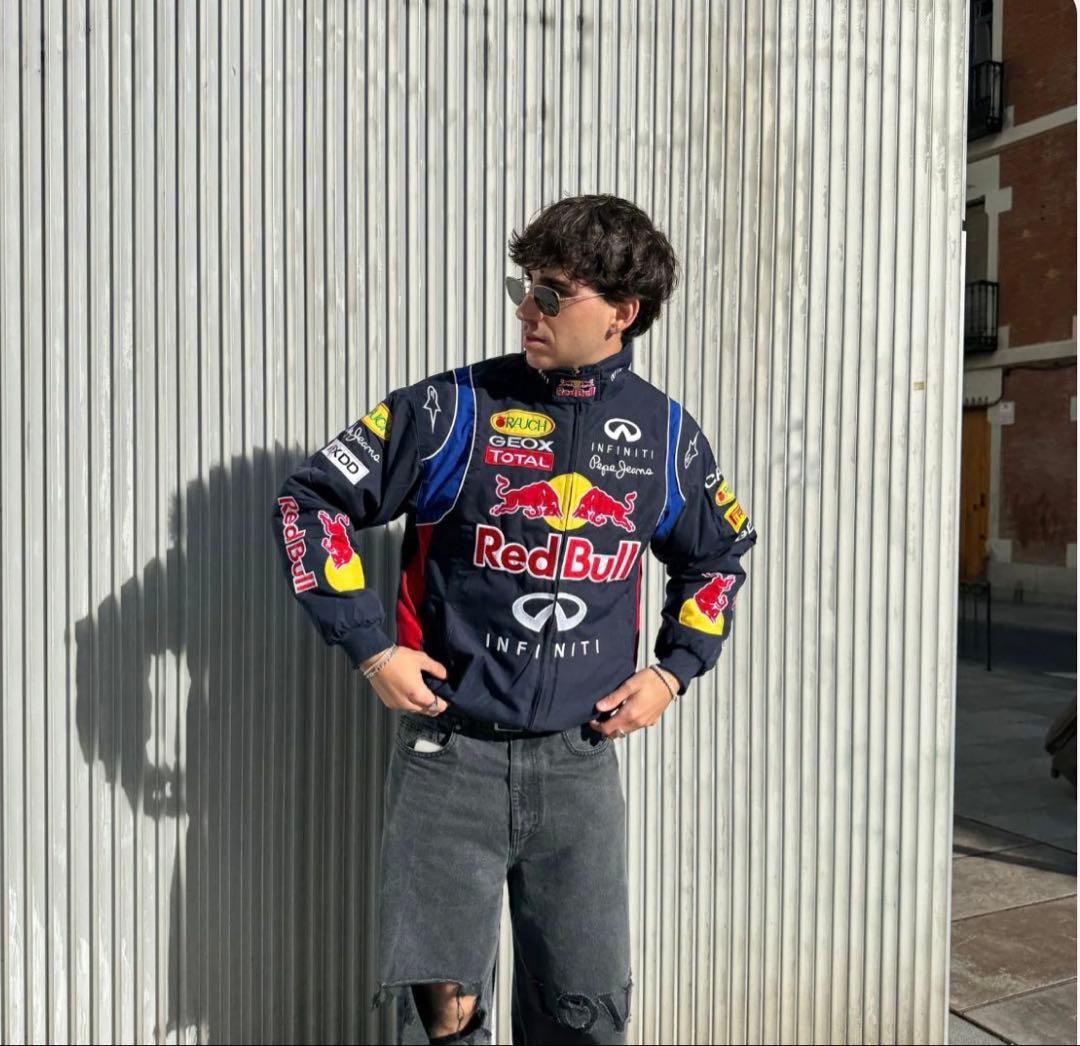Red Bull Racing F1 ジャケット ユニセックス Mサイズ 新品 - メルカリ