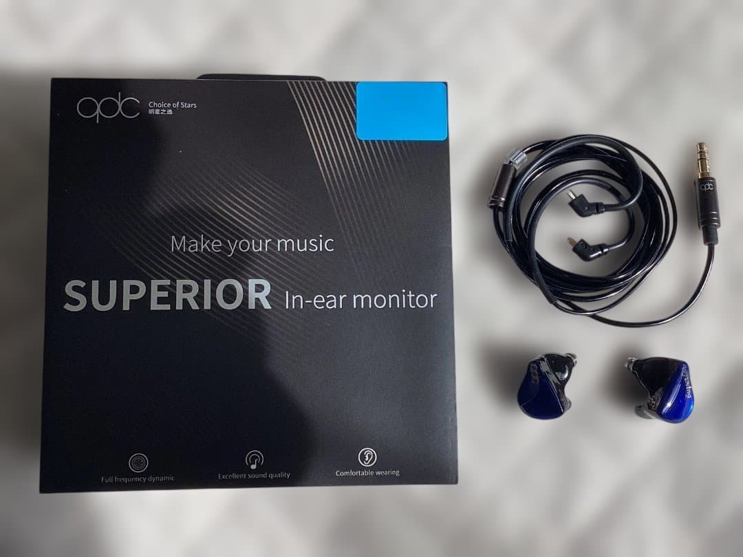 qdc SUPERIOR 有線イヤホン Azure Blue - メルカリ