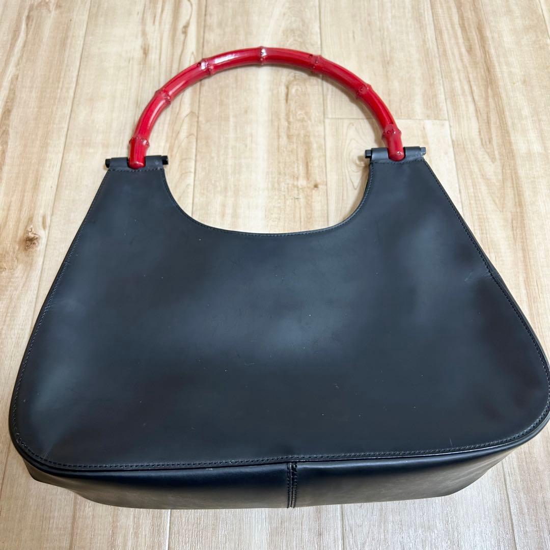 GUCCI レザーショルダーバッグ バンブーハンドル - メルカリ