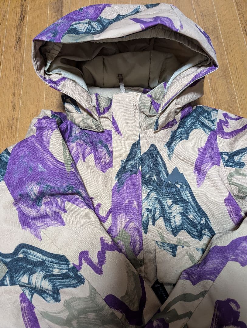 1回使用のみ BURTON スノースーツ XS レアカラー