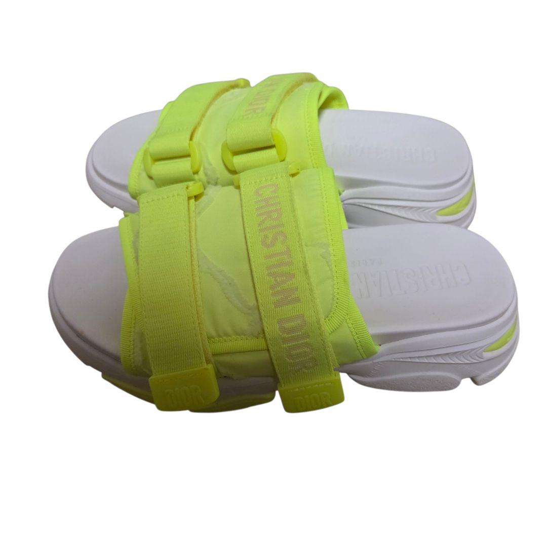 新品同様 クリスチャンディオール　バックルサンダル 22年モデル 23.5cm