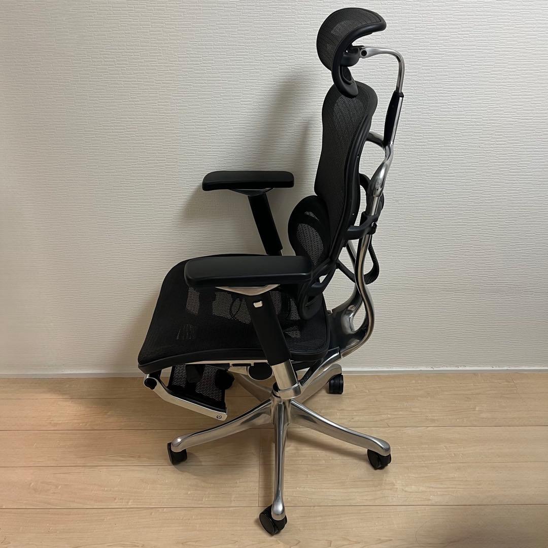 エルゴヒューマン プロ オットマン内蔵型 ヘッドレスト有り ブラック