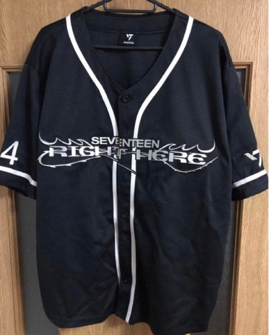 SEVENTEEN RIGHT HERE ジュン JUN ユニフォーム - メルカリ