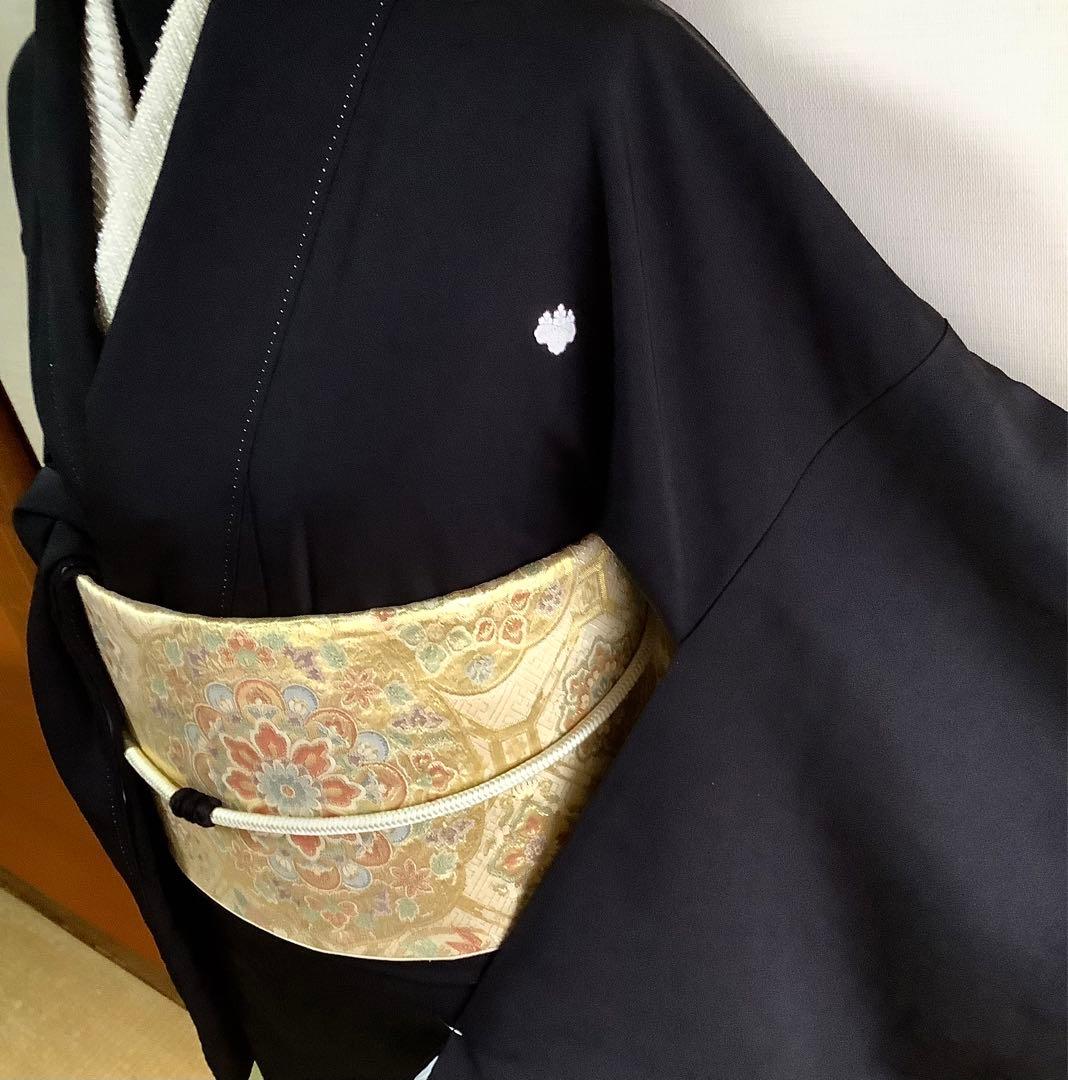 正絹黒留袖 束ね熨斗正倉院花鳥文 金彩 ⑧( 訪問着、紬、袋帯なども