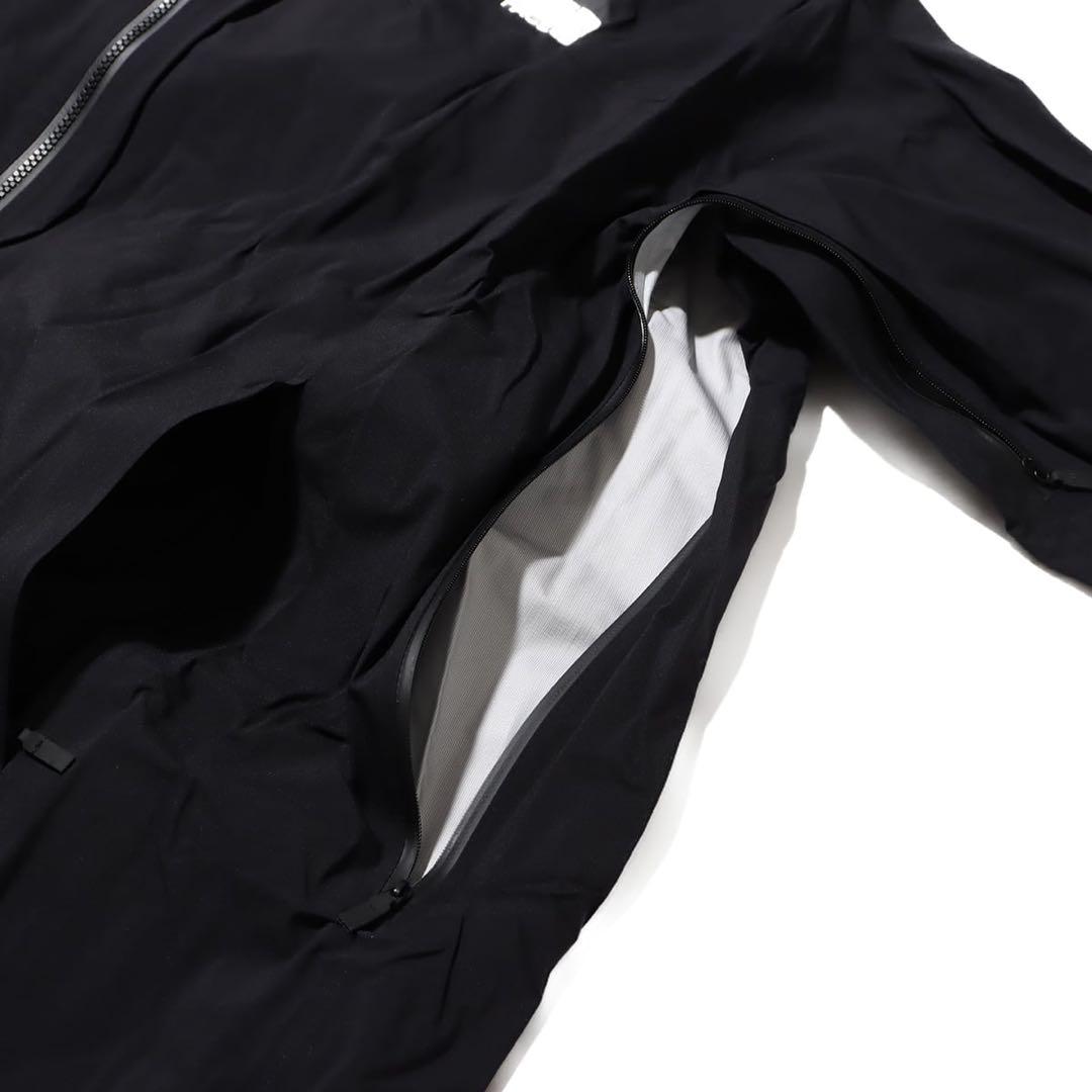 新品 Lサイズ 定価4.9万 ザ・ノースフェイス マタニティ レインコート