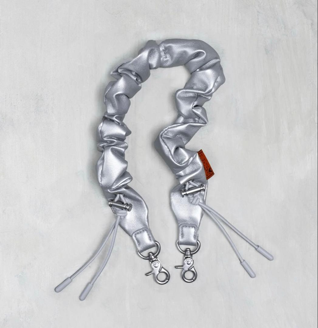 新品☆topologieトポロジー ボトルサコッシュラージ＋ストラップ