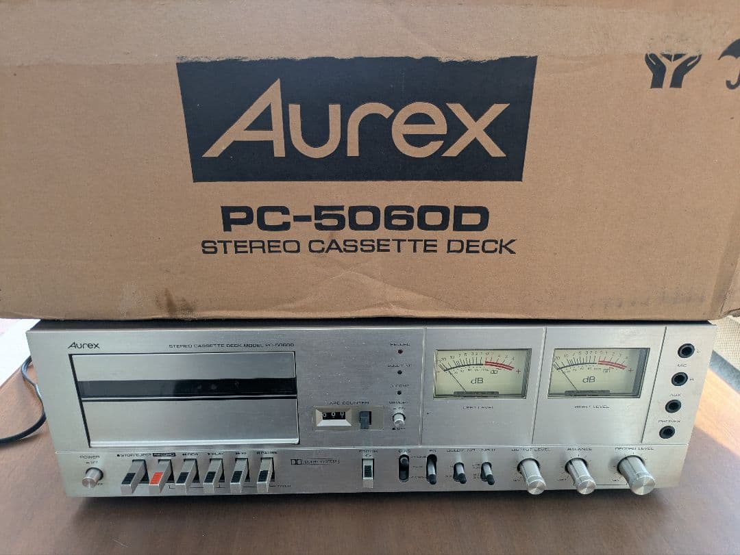 東芝AurexチューナーST320とアンプSB320 - メルカリ