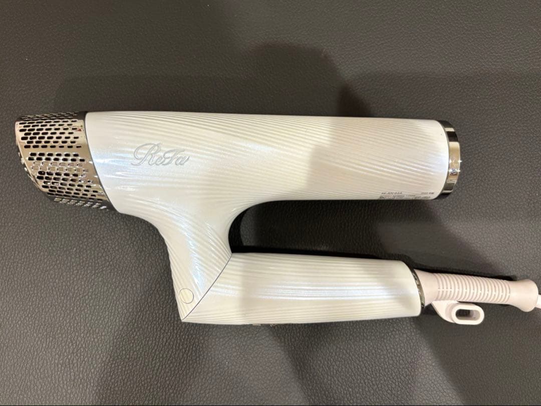 《本日限り値下げ》ReFa ヘアドライヤー ホワイト