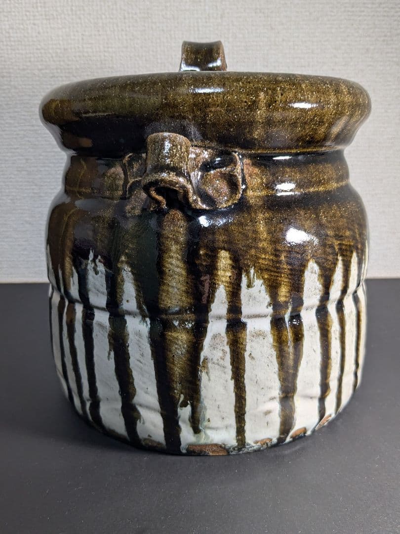 上作】唐津焼 十三代中里太郎右衛門 叩き朝鮮唐津耳付水指 定価81万円