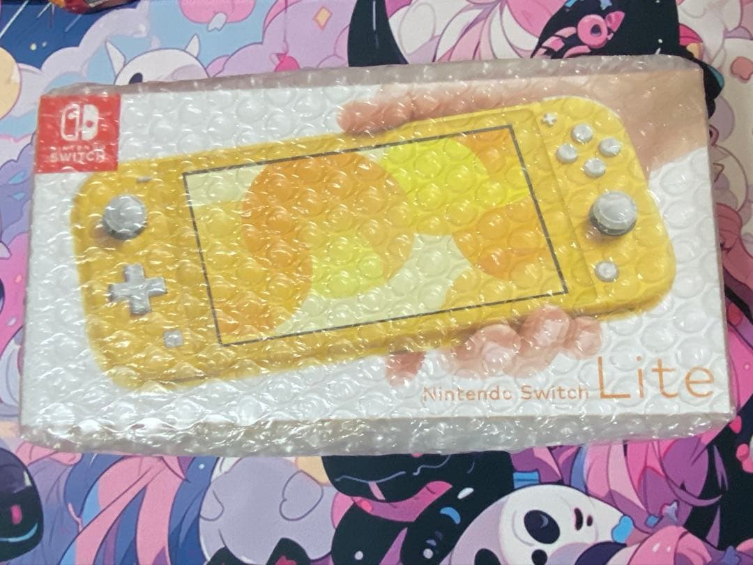 Nintendo Switch Lite イエロー新品未開封 Amazon.com: Nintendo Switch Lite - Yellow : Video Games