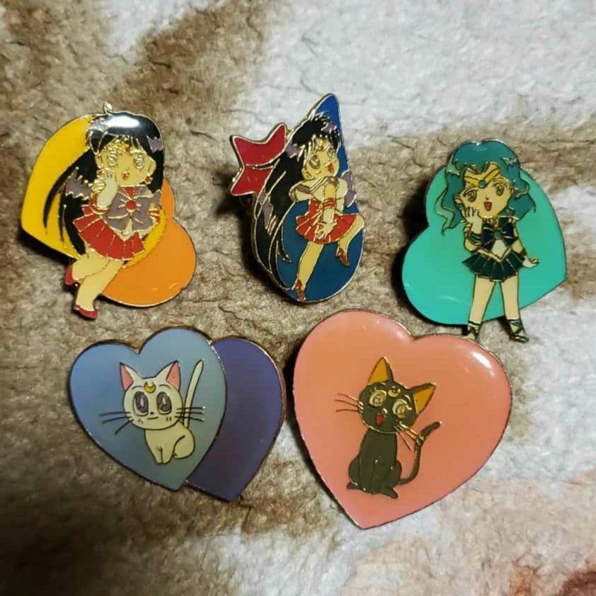 当時物 美少女戦士セーラームーン ピンバッジ レア 希少 昔の物 - メルカリ