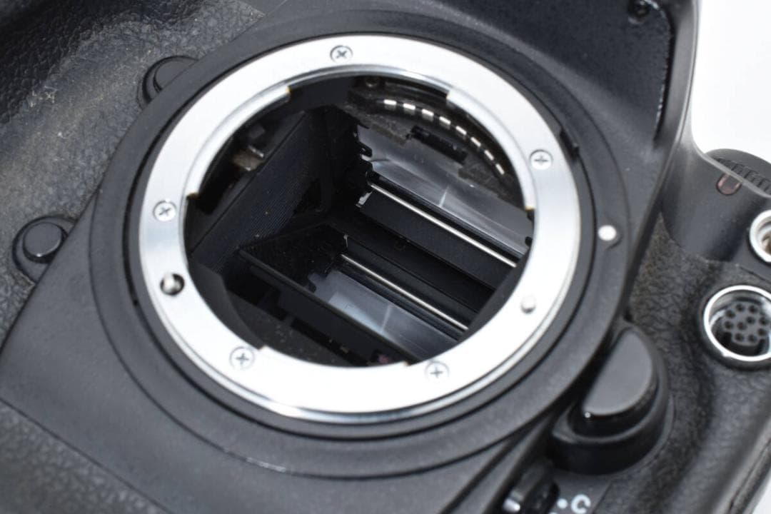 ☆ショット数: 57152回・良品☆ ニコン NIKON D2X ボディ#922 - メルカリ