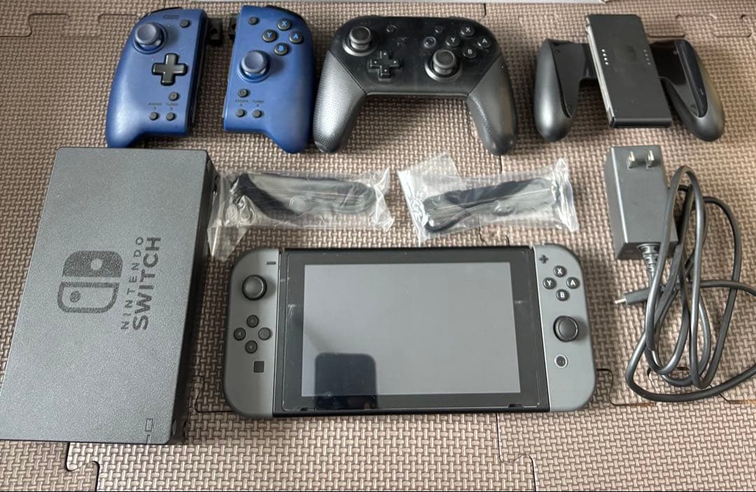 Switch本体＋プロコン＋【ホリ】グリップコン 株式会社 HORI | グリップコントローラー 専用アタッチメントセット