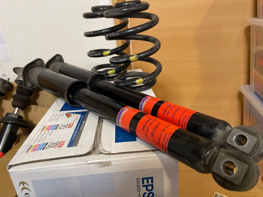 BMW e46 ALPINA コイルスプリングとショックアブソーバーセット - メルカリ