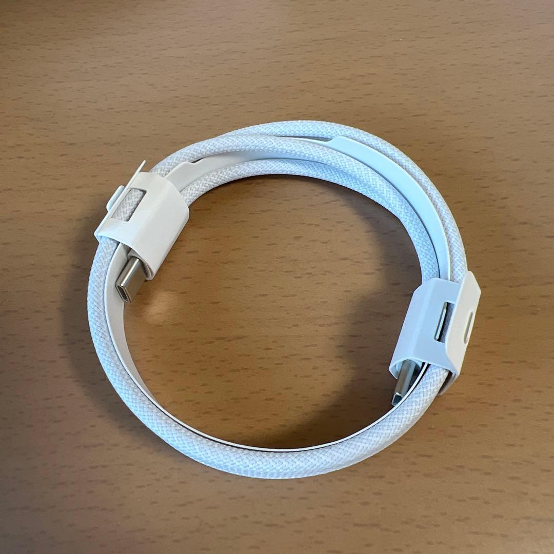 airpods pro2 純正 60W USB-C充電ケーブル（1m） - メルカリ