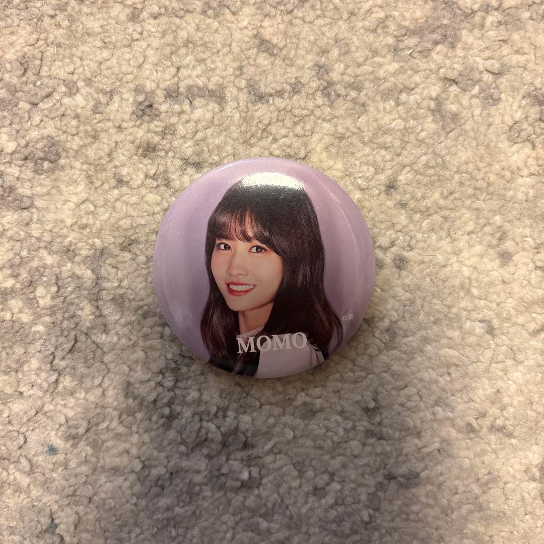 TWICE モモ 缶バッチ【TWICE#2】 - メルカリ