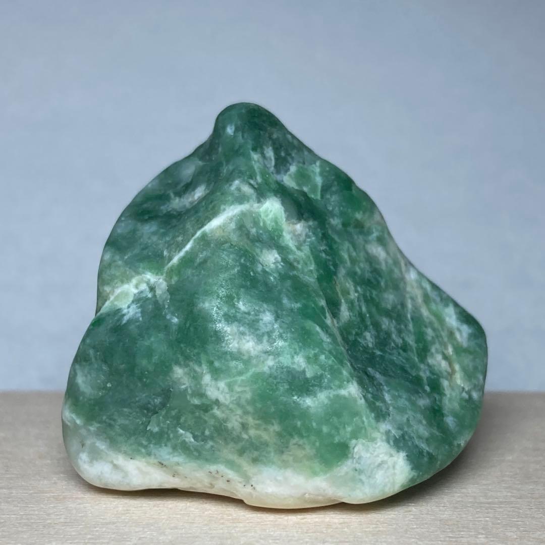 【専用品】糸魚川翡翠　濃緑 翡翠　川石　翡翠輝石　原石　29.0ｇ