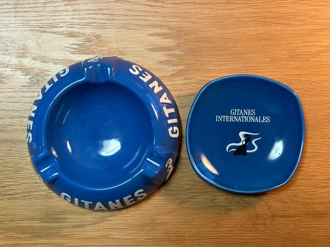 ［2個セット］Gitanes ジタン 灰皿 ブルー アンティーク Gitanes ジタン 灰皿 （フランス） | ぽわにえ・だむーる
