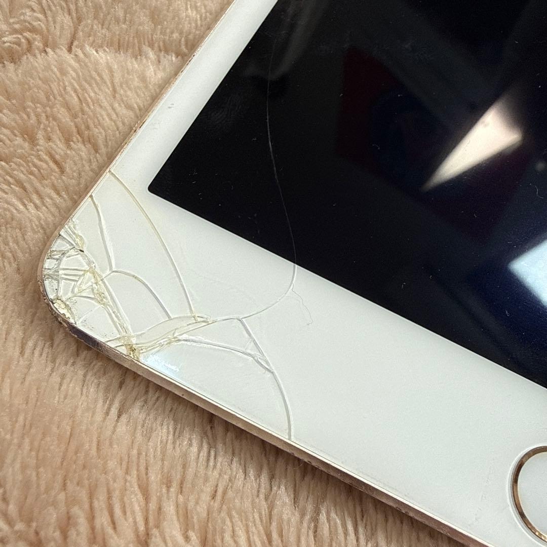 iPad mini 4 16GB 画面ひび割れあり - メルカリ