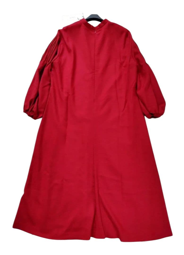 りんだママ様】24FW新品 ベーシックアムンゼンワンピース レッド 38