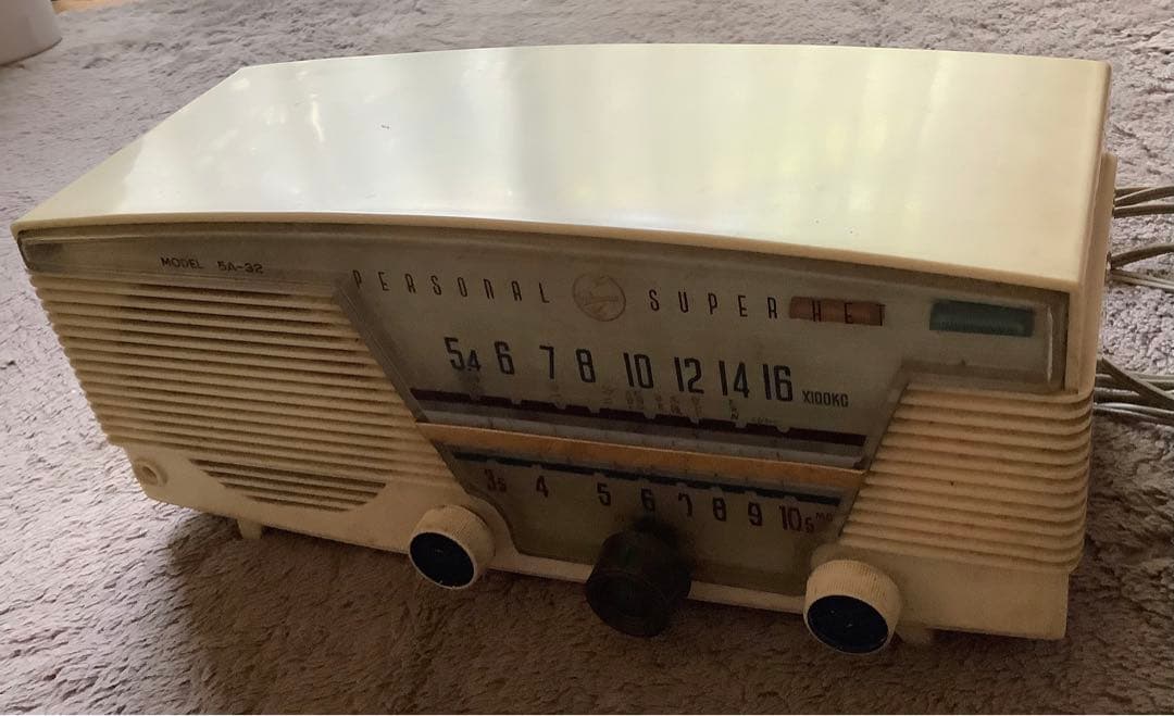 真空管ラジオ 昭和レトロ (ジャンク品) SUPER RADIO 5A−32 - メルカリ