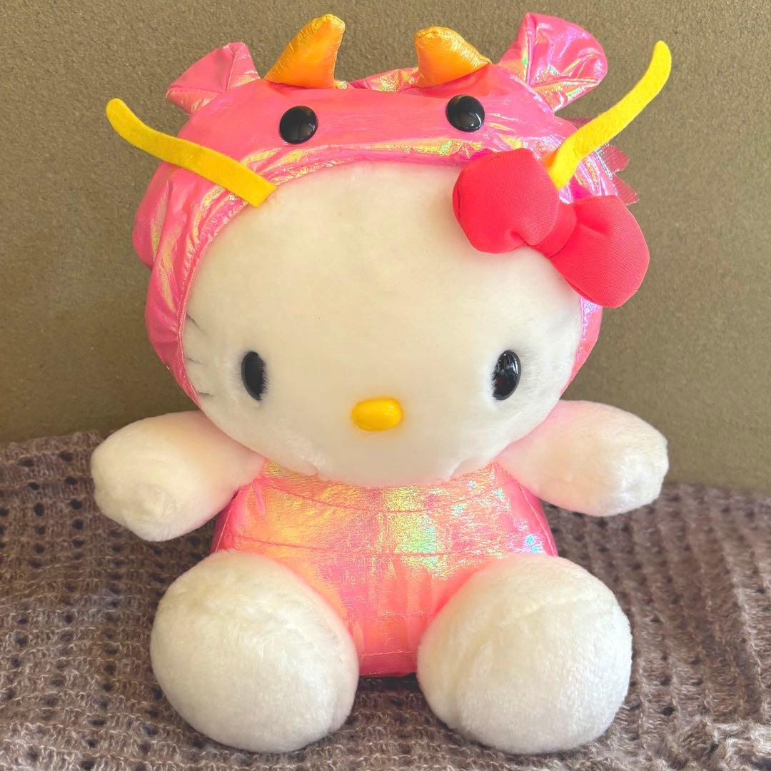 出品停止間近 ハローキティ 干支 辰年 ぬいぐるみマスコット - メルカリ