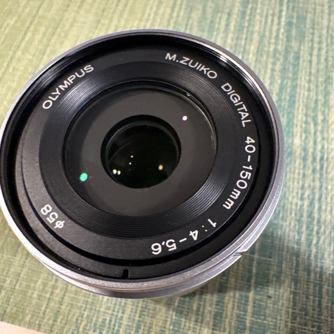 オリンパス M.ZUIKO 40-150mm F4.5-5.6 R