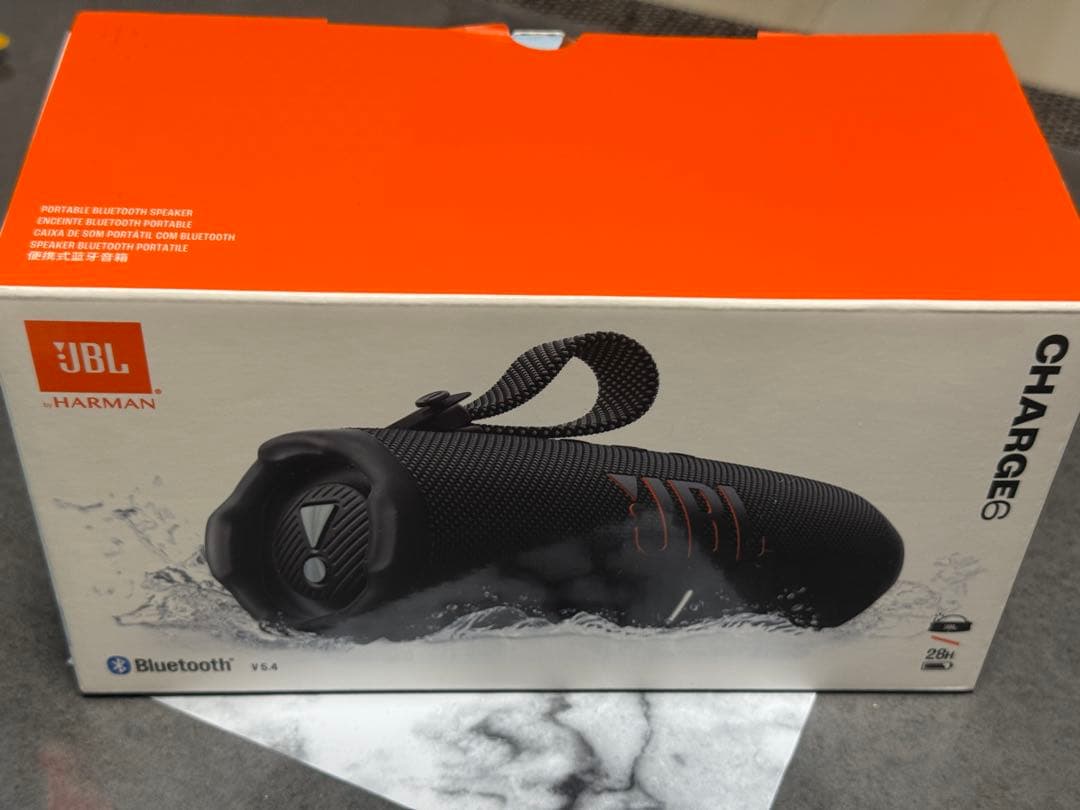 JBL CHARGE6 ワイヤレススピーカー ブラック JBL Charge 6 | 防水対応ポータブルBluetoothスピーカー