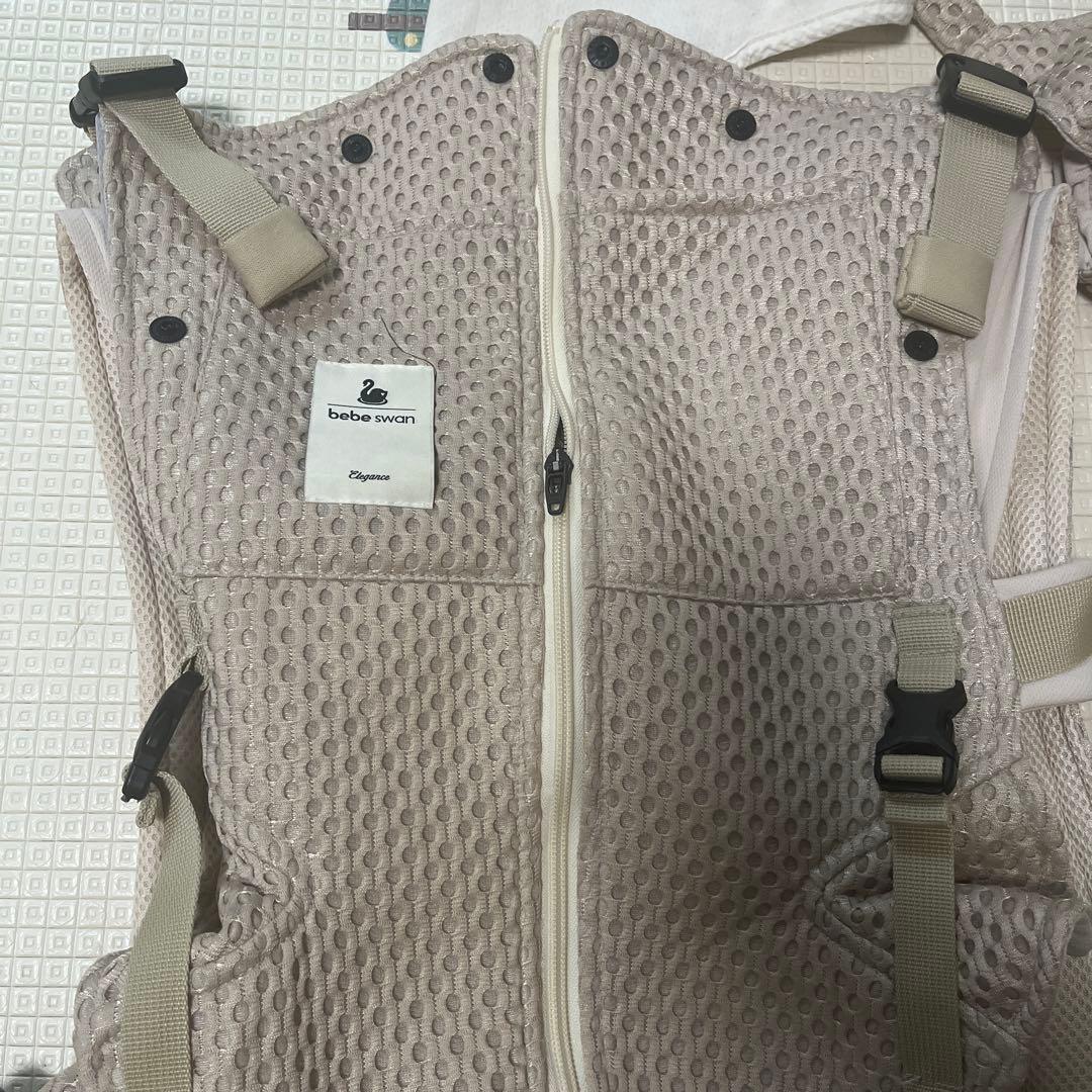 べべスワン抱っこ紐 ベージュ メッシュ