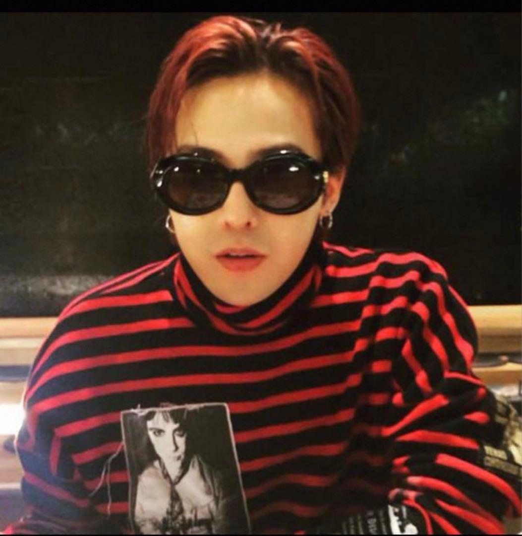 ジヨン GD G-DRAGON ジードラゴン ボーダータートルネック ジヨコス